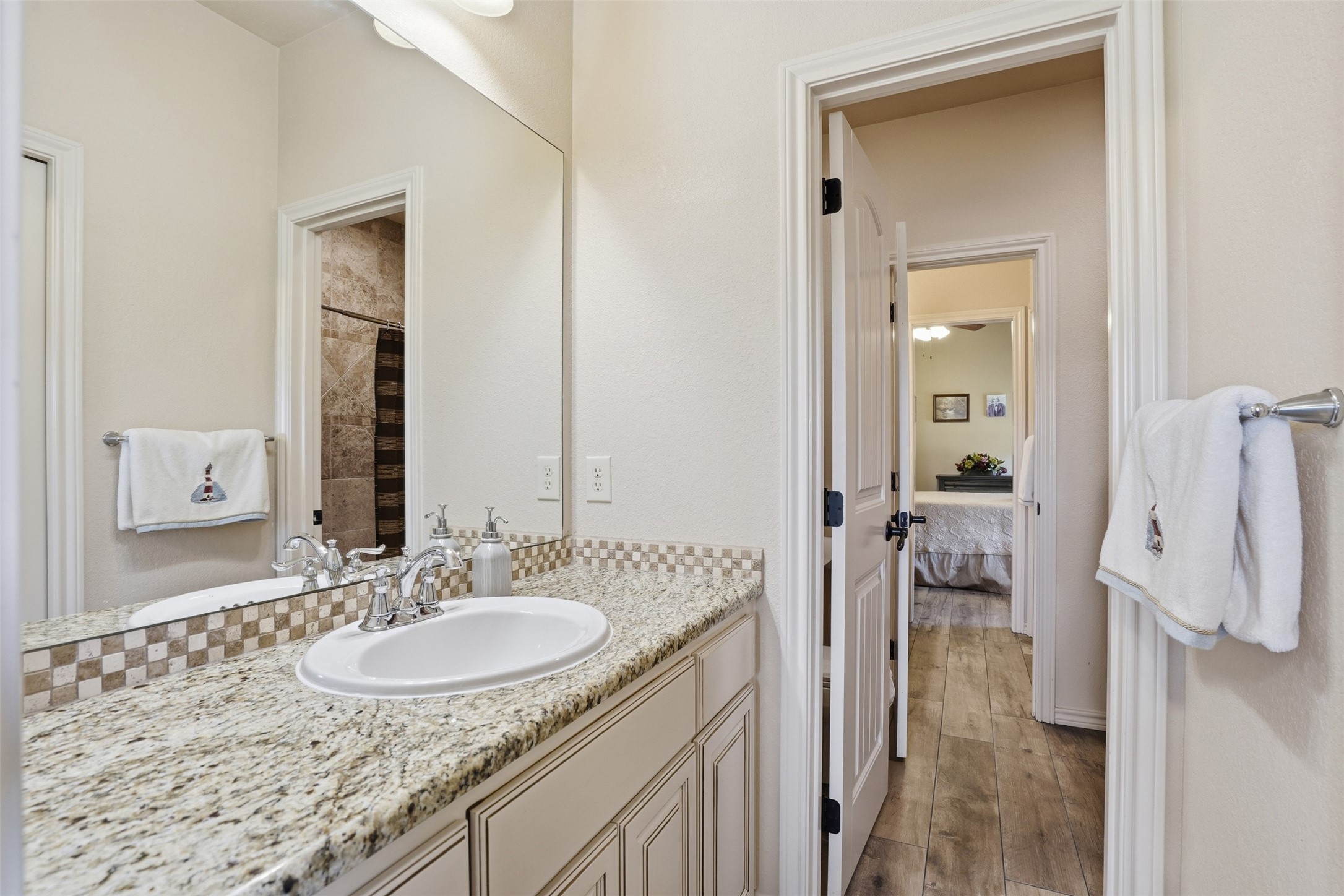 5225 County Road 304 Road Grandview TX 76050