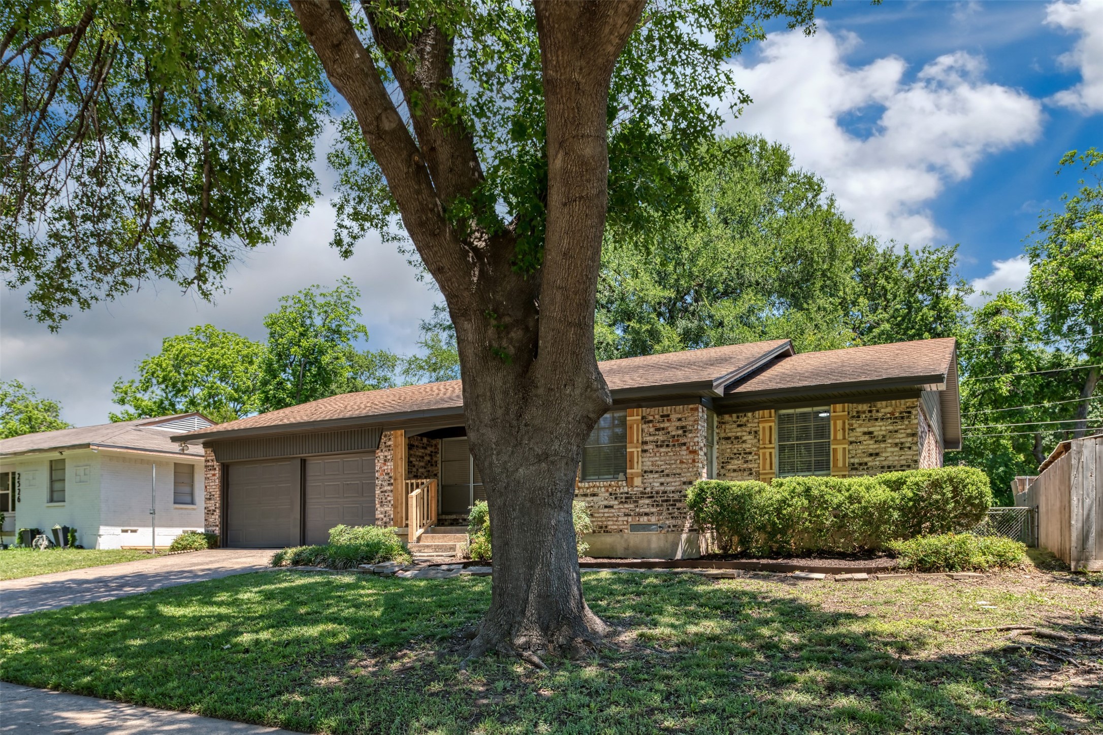 2530 Robin Lane Garland TX 75041