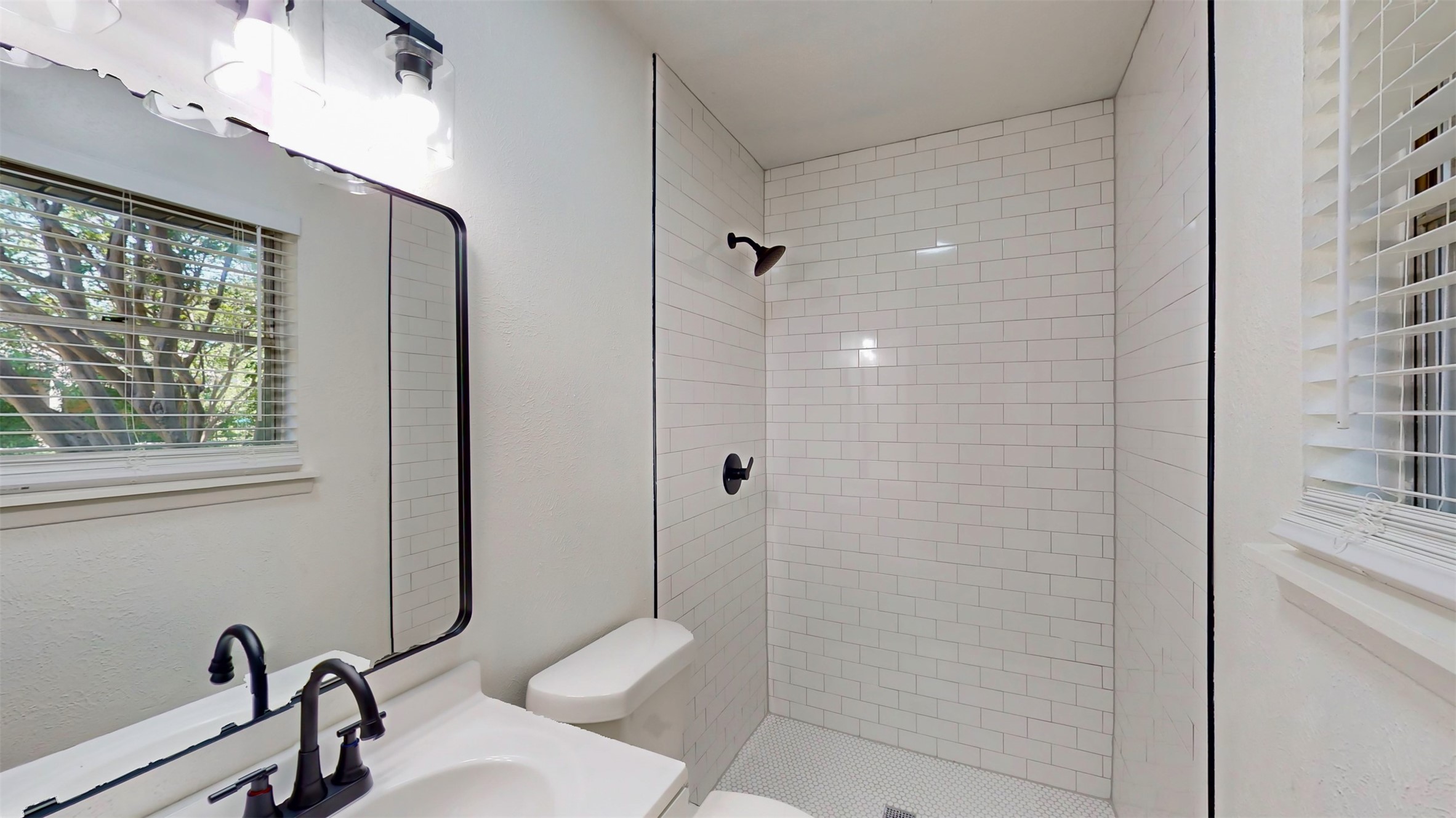 2530 Robin Lane Garland TX 75041