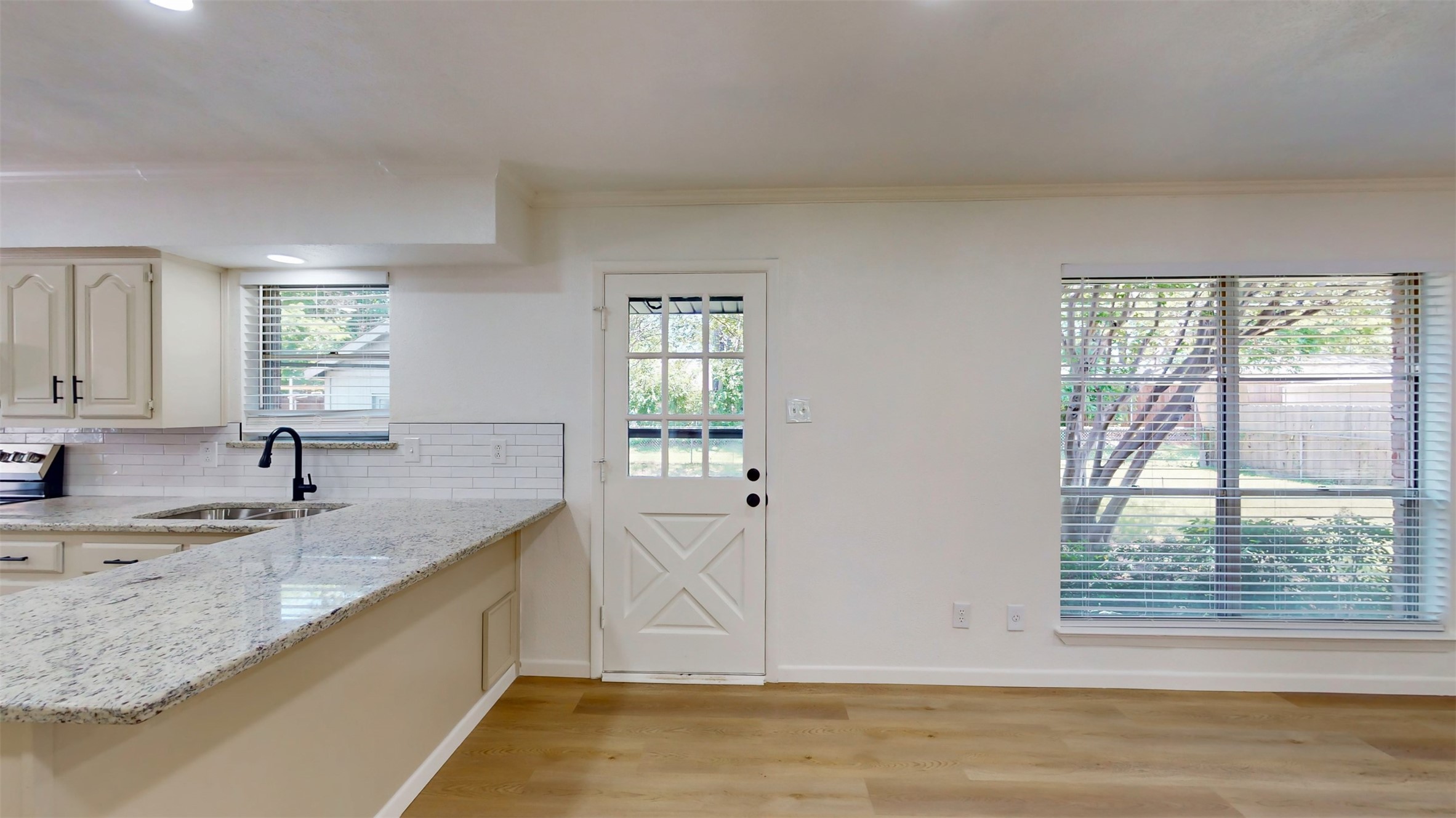 2530 Robin Lane Garland TX 75041
