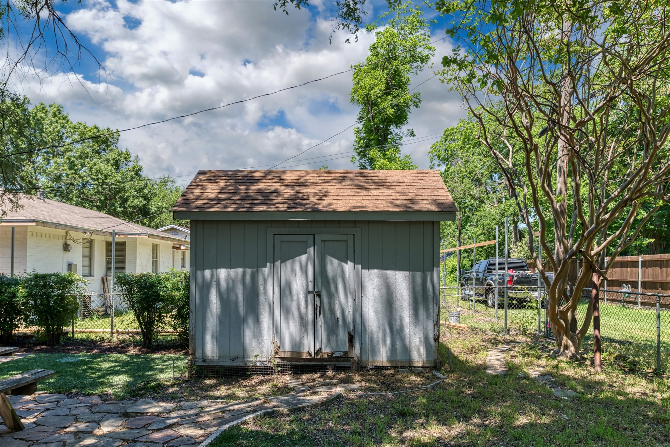 2530 Robin Lane Garland TX 75041
