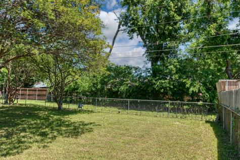 2530 Robin Lane Garland TX 75041