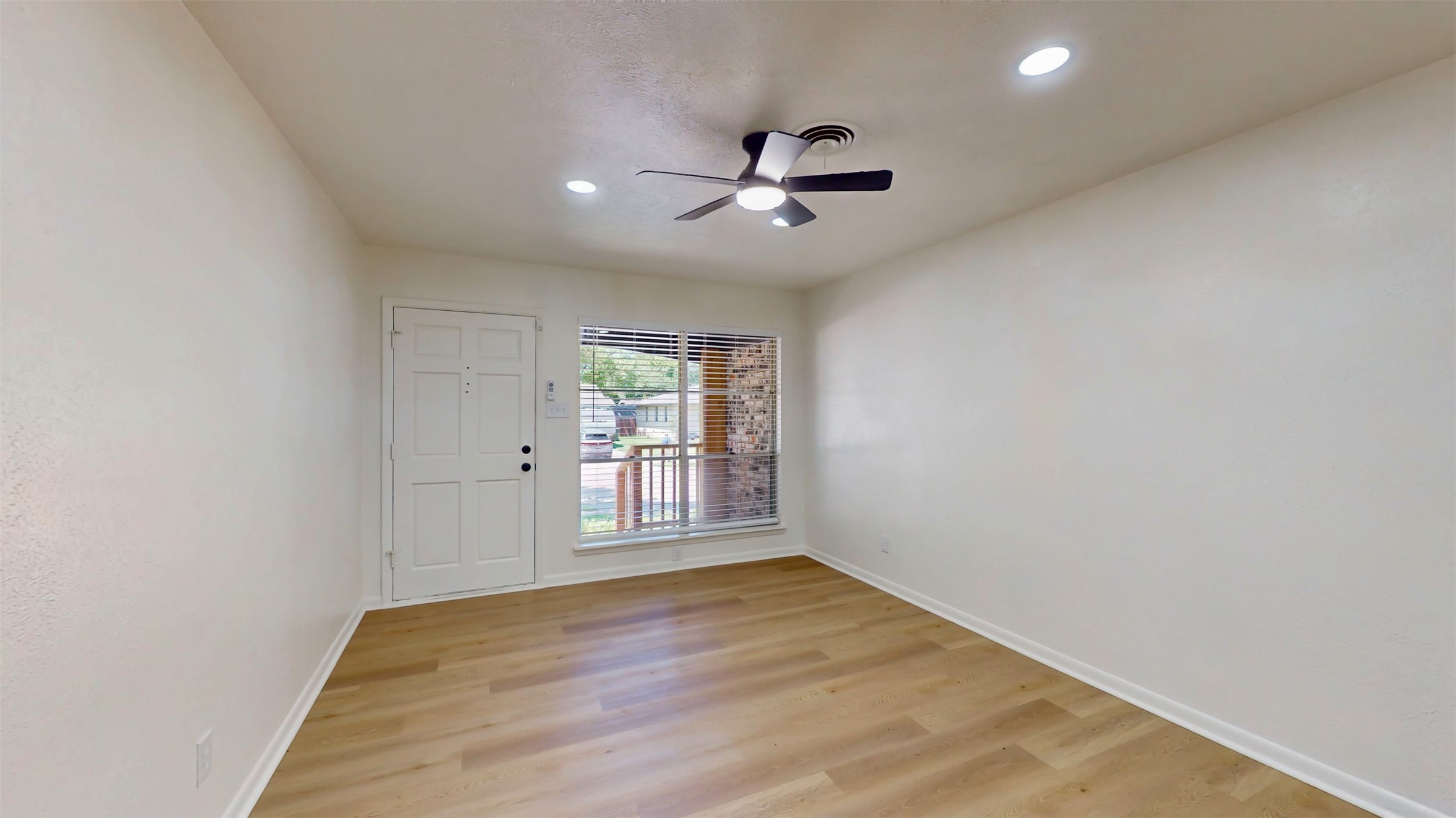 2530 Robin Lane Garland TX 75041