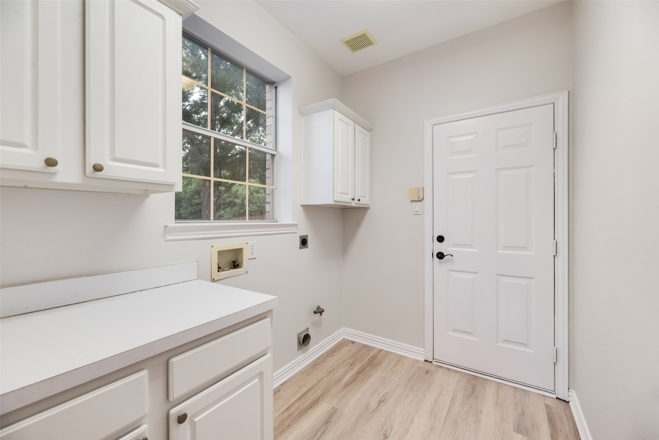 2712 White Wing Lane Mckinney TX 75070