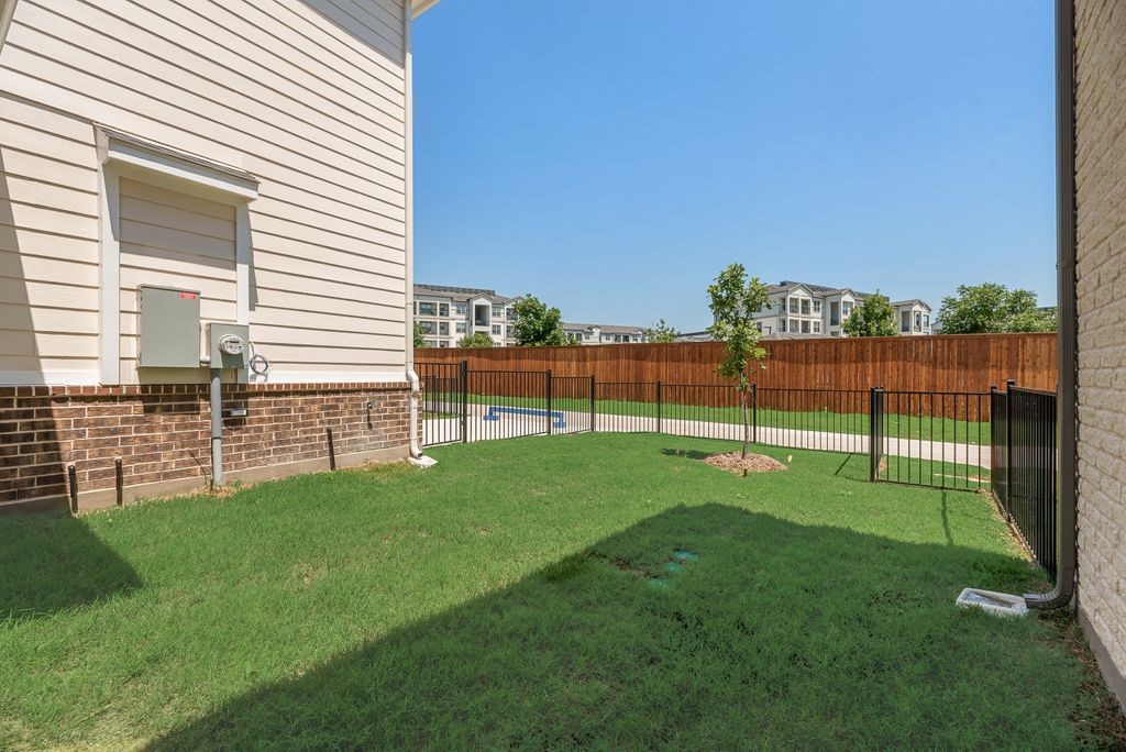 1822 Waterwalk Drive Rowlett TX 75088
