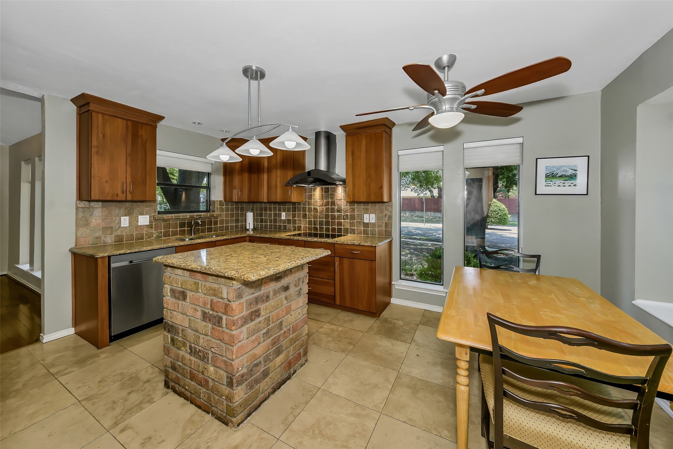 4020 Flintridge Drive Irving TX 75038