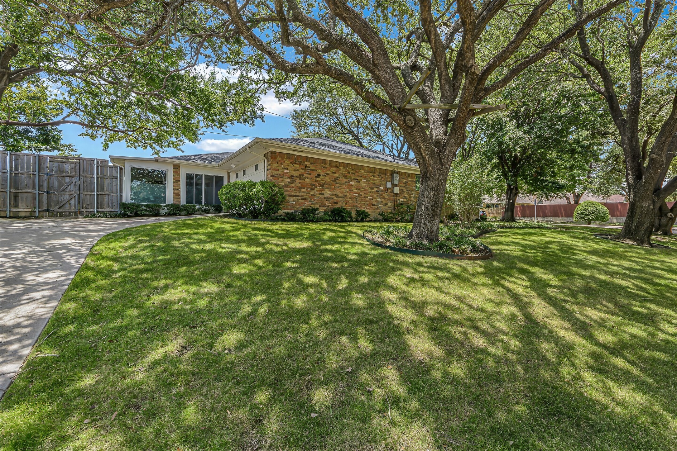 4020 Flintridge Drive Irving TX 75038