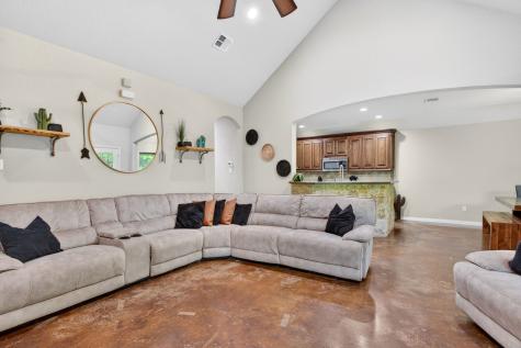 125 Miramar Circle Weatherford TX 76085