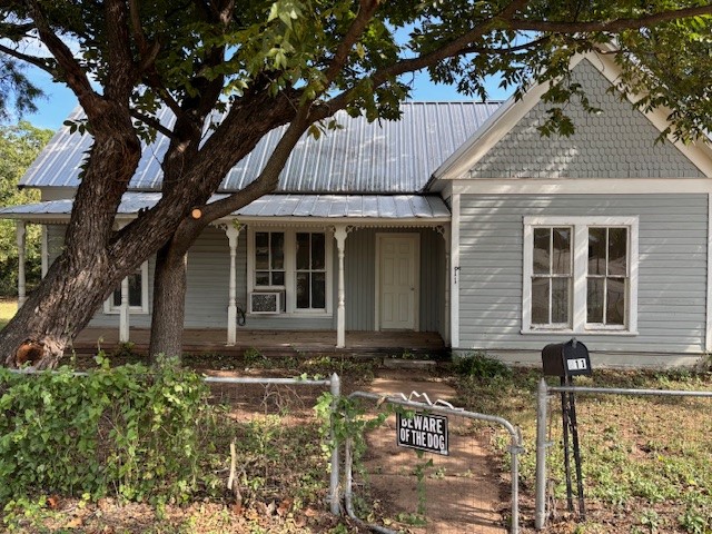 811 W 8th Street Cisco TX 76437