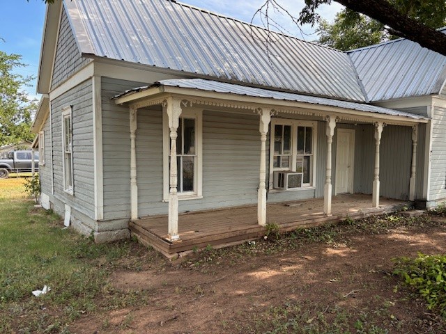 811 W 8th Street Cisco TX 76437