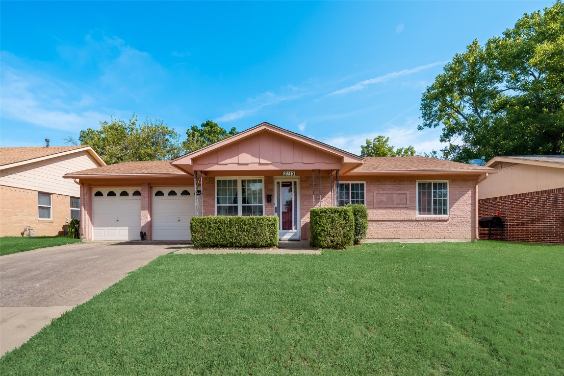 2113 Menefee Street Arlington TX 76010