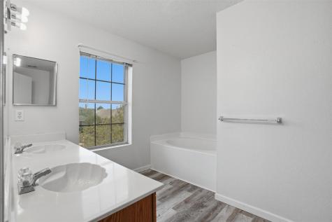 1400 Blazing Star Trail Burleson TX 76028
