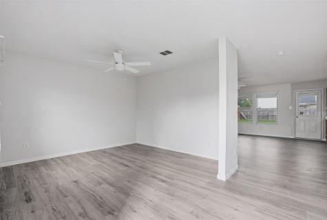 1400 Blazing Star Trail Burleson TX 76028