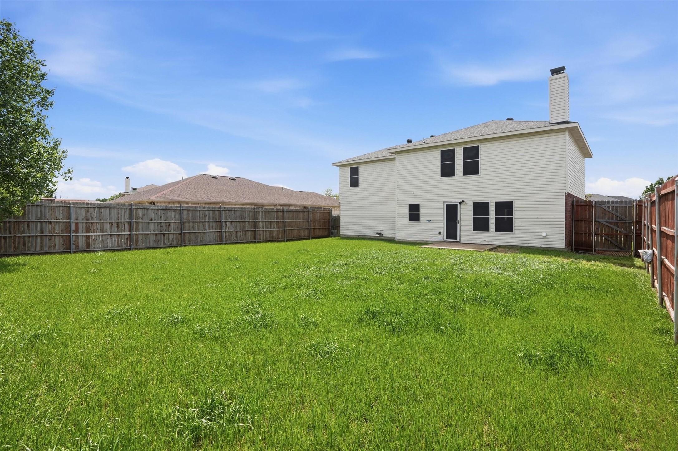 1400 Blazing Star Trail Burleson TX 76028