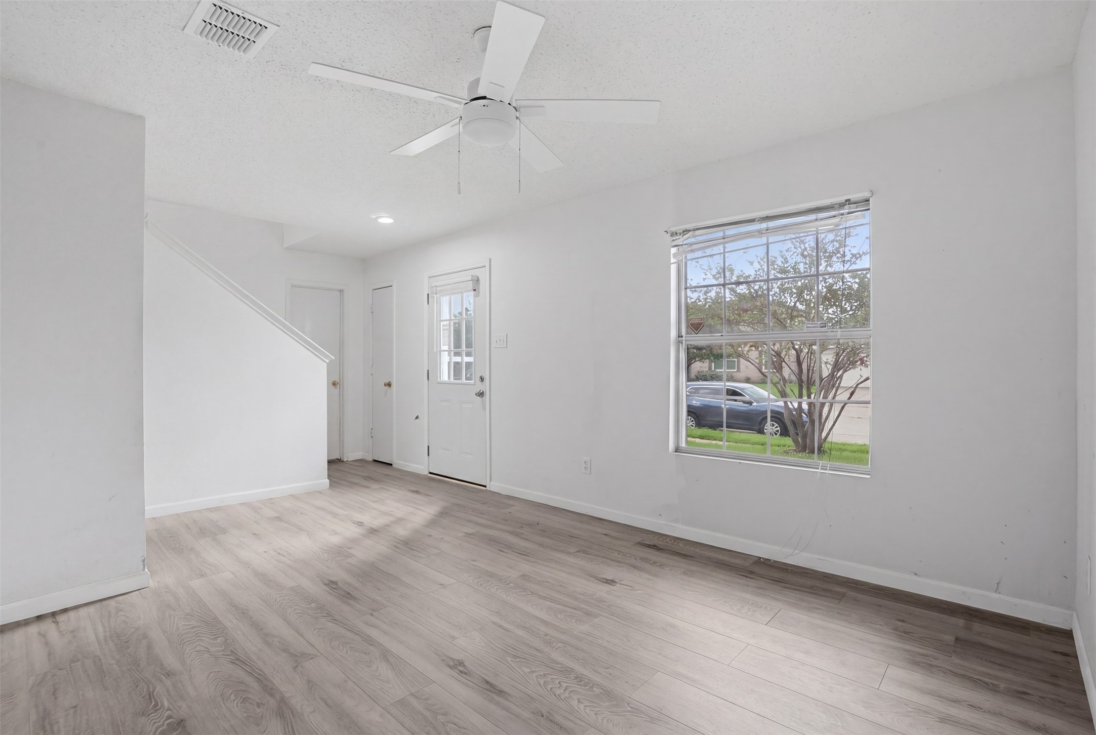 1400 Blazing Star Trail Burleson TX 76028