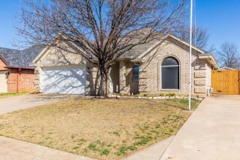9041 Creede Trail Fort Worth TX 76118