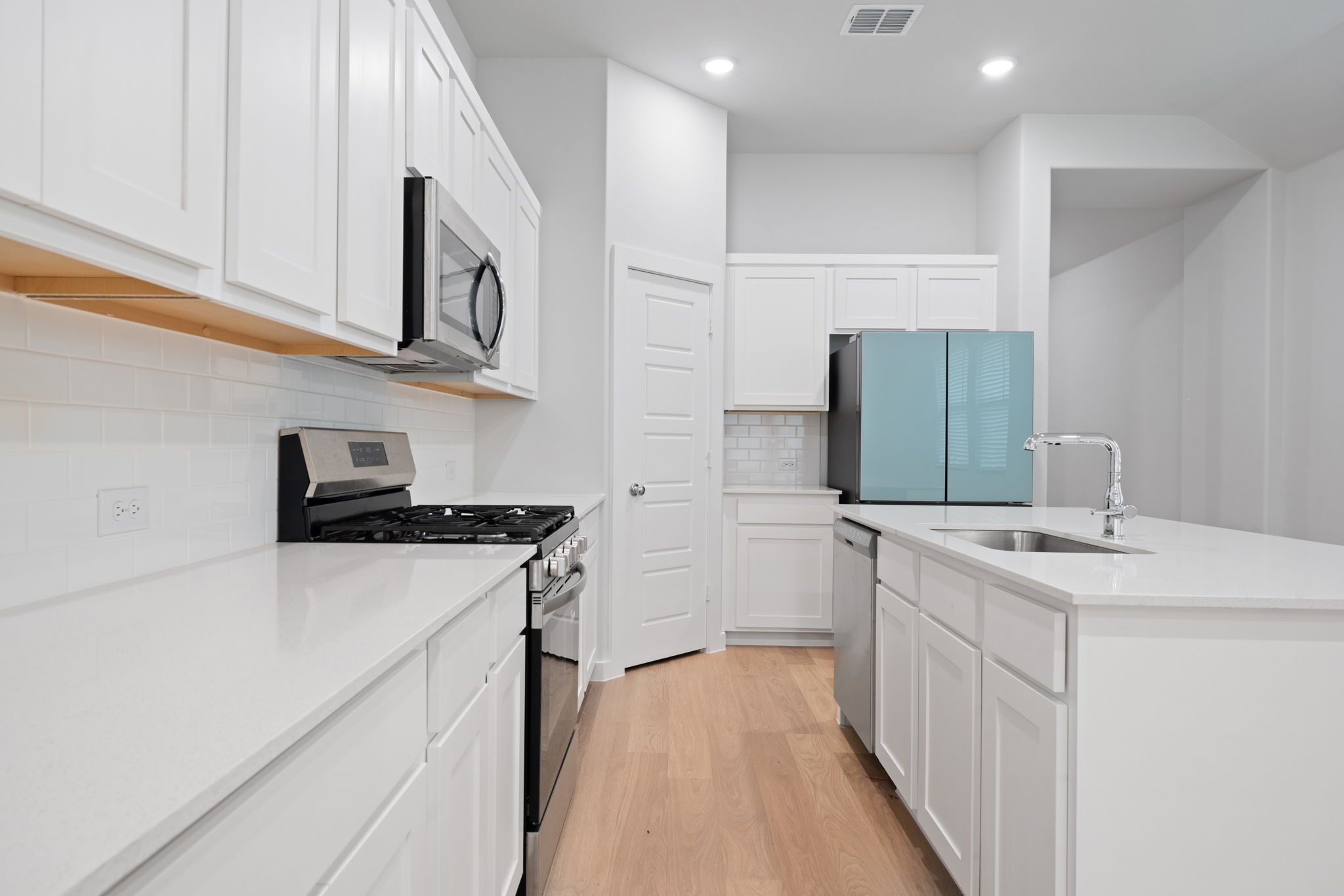 900 Pine Beach Drive Princeton TX 75071