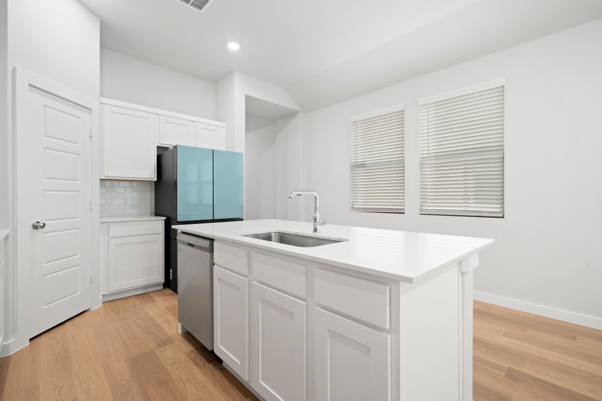 900 Pine Beach Drive Princeton TX 75071