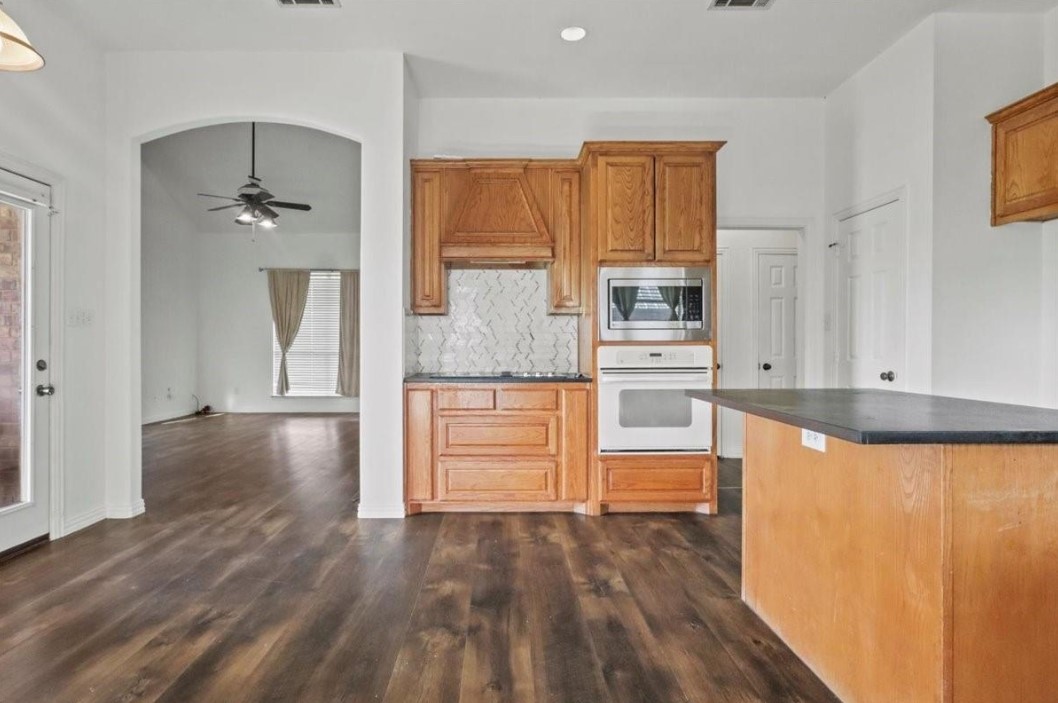 2170 County Road 269 Crandall TX 75114