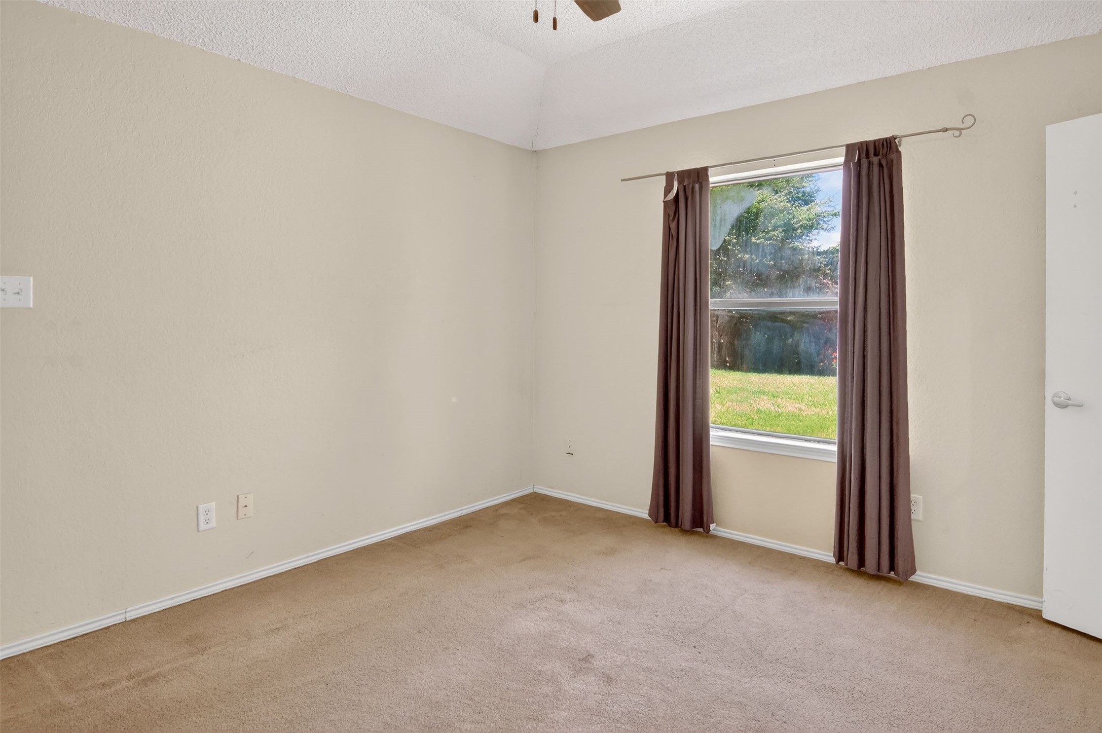 716 Nicole Drive Burleson TX 76028