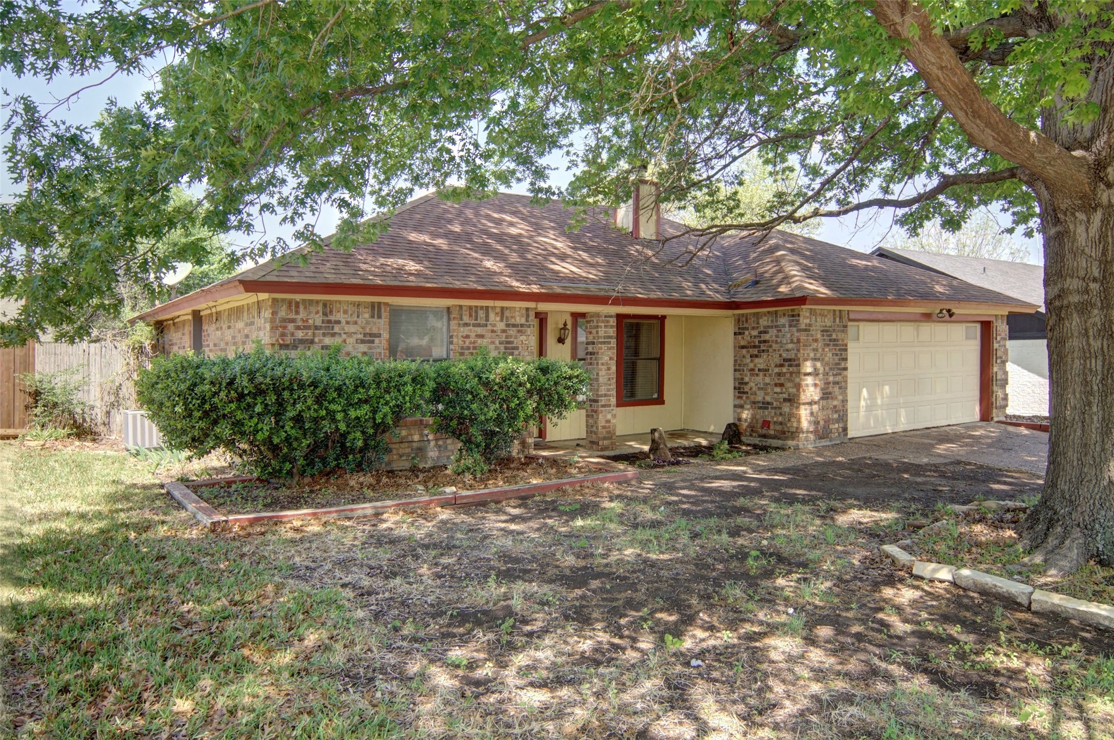 716 Nicole Drive Burleson TX 76028