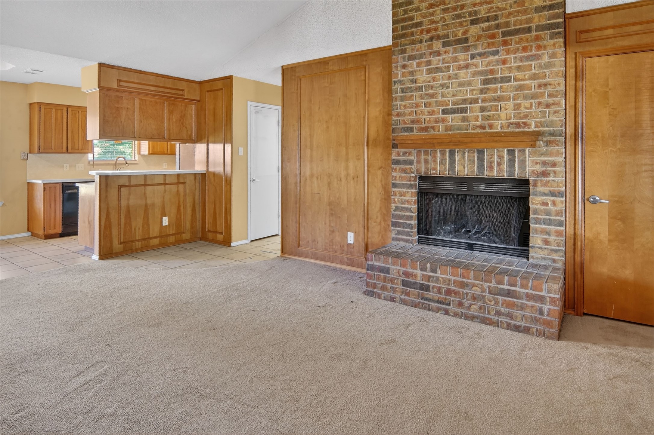 716 Nicole Drive Burleson TX 76028