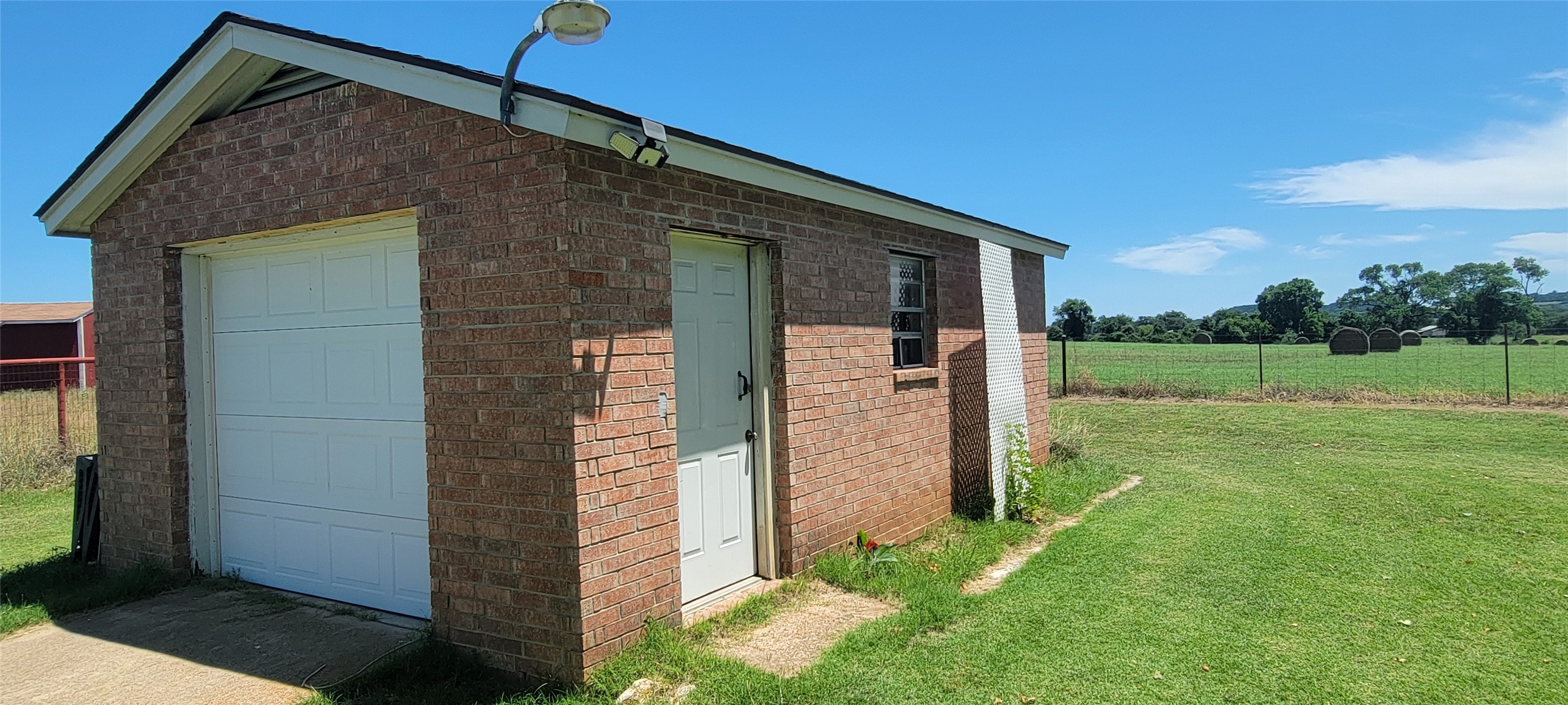 5050 Paluxy Highway Granbury TX 76048