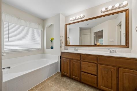 1408 Lauren Lane Granbury TX 76048