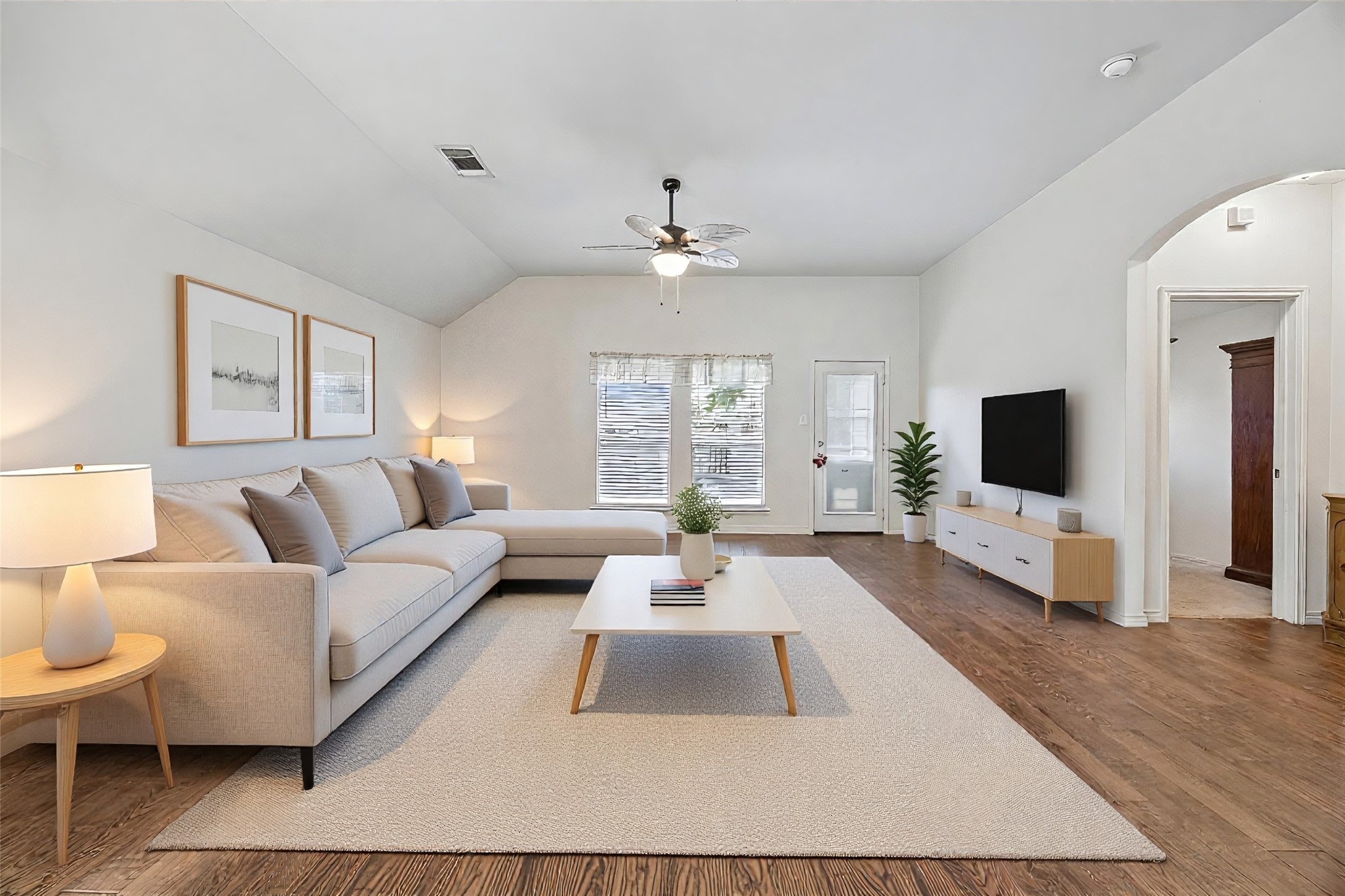 1408 Lauren Lane Granbury TX 76048