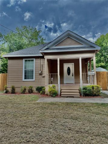 605 E Hickory Street Kaufman TX 75142