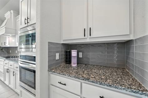 1089 Flagstone Drive Weatherford TX 76085