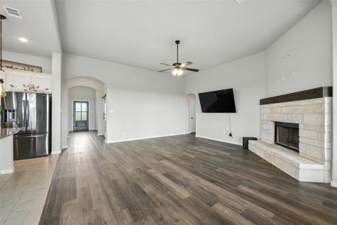 1089 Flagstone Drive Weatherford TX 76085