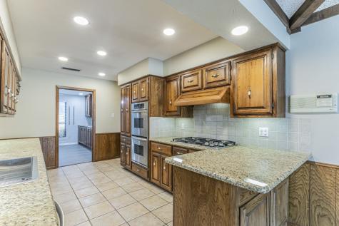 1112 Spring Lake Drive Duncanville TX 75137