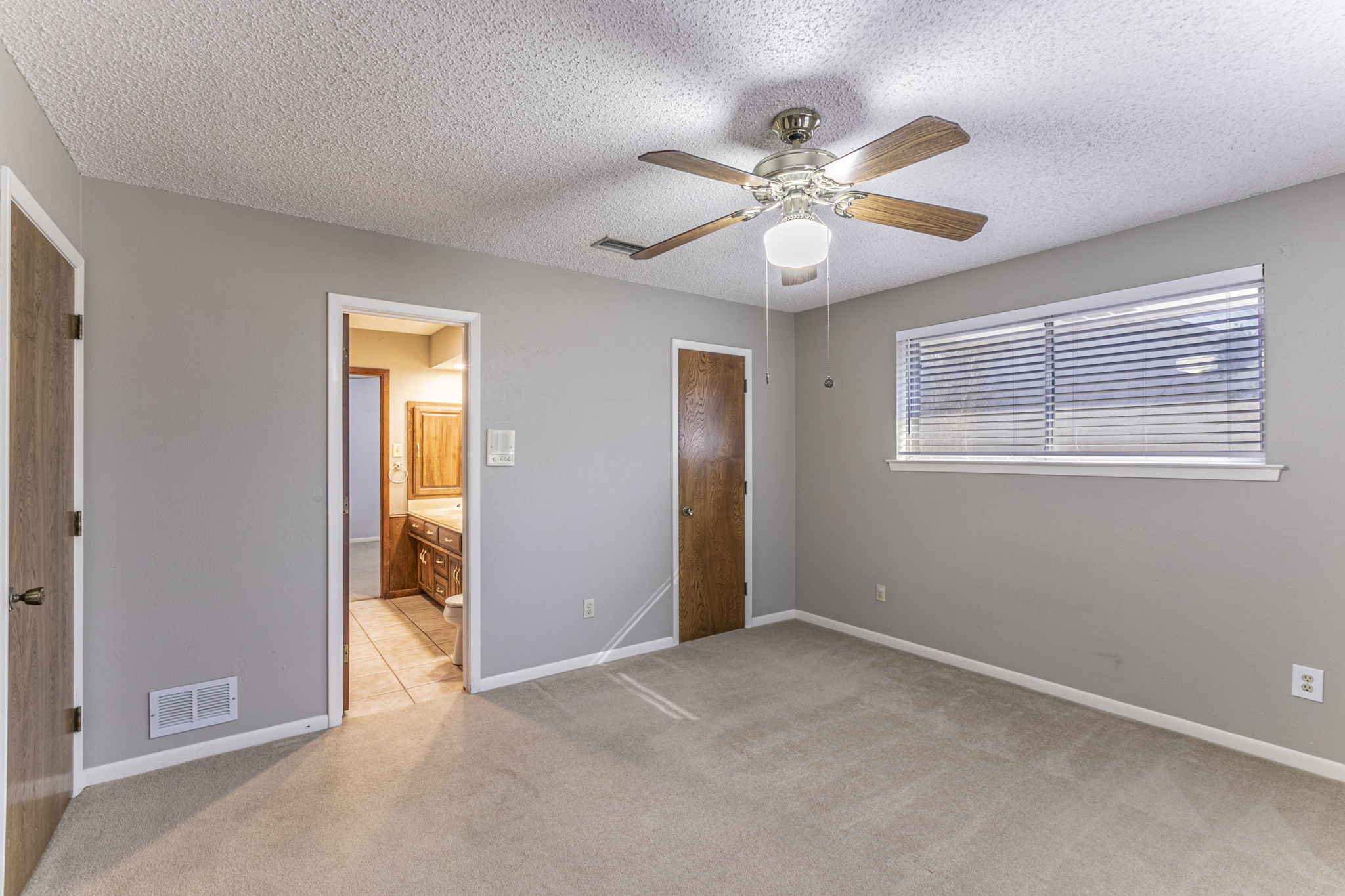 1112 Spring Lake Drive Duncanville TX 75137