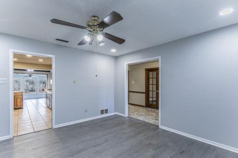1112 Spring Lake Drive Duncanville TX 75137