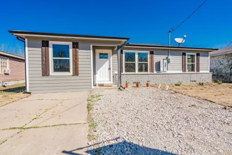 1226 Coleman Street Greenville TX 75401