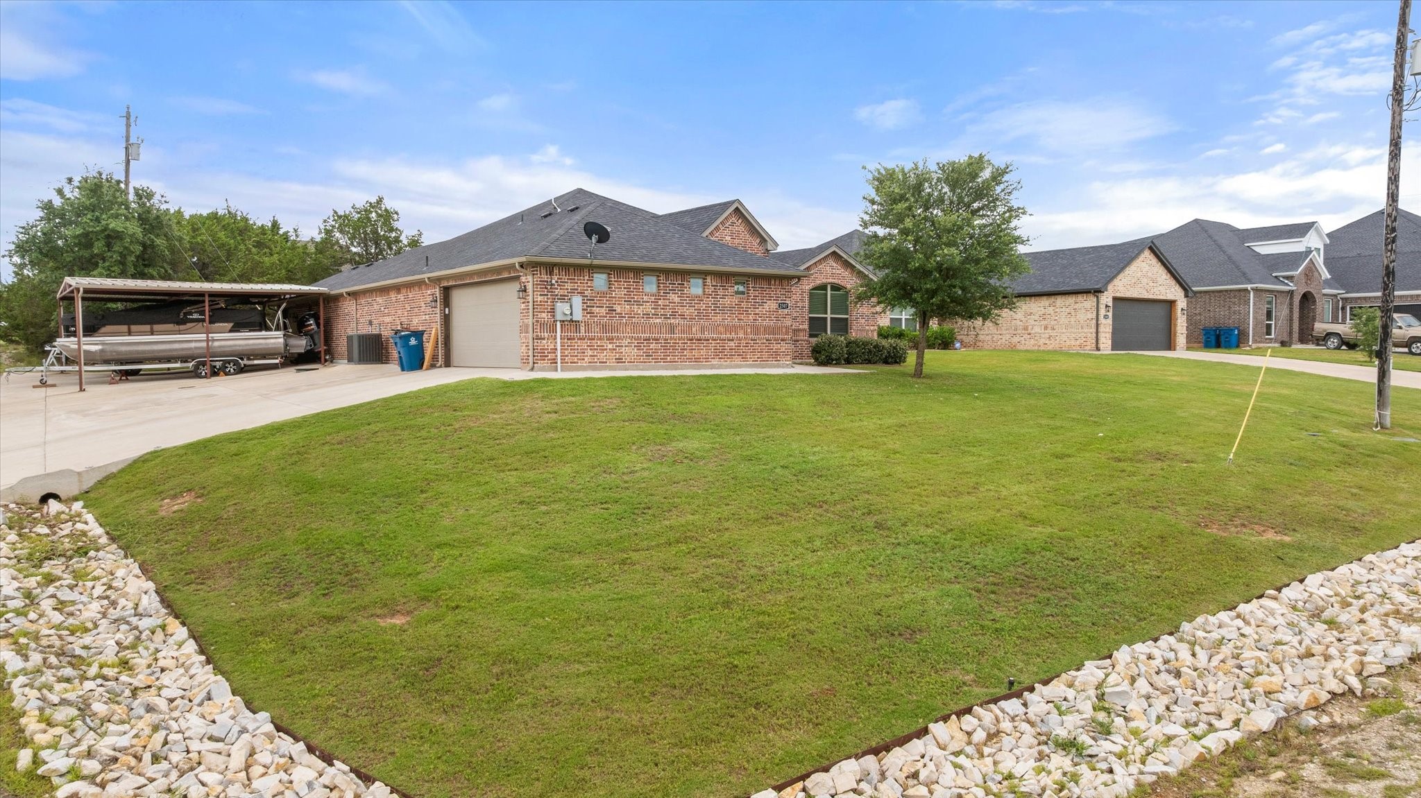 2507 Santiago Drive Granbury TX 76048