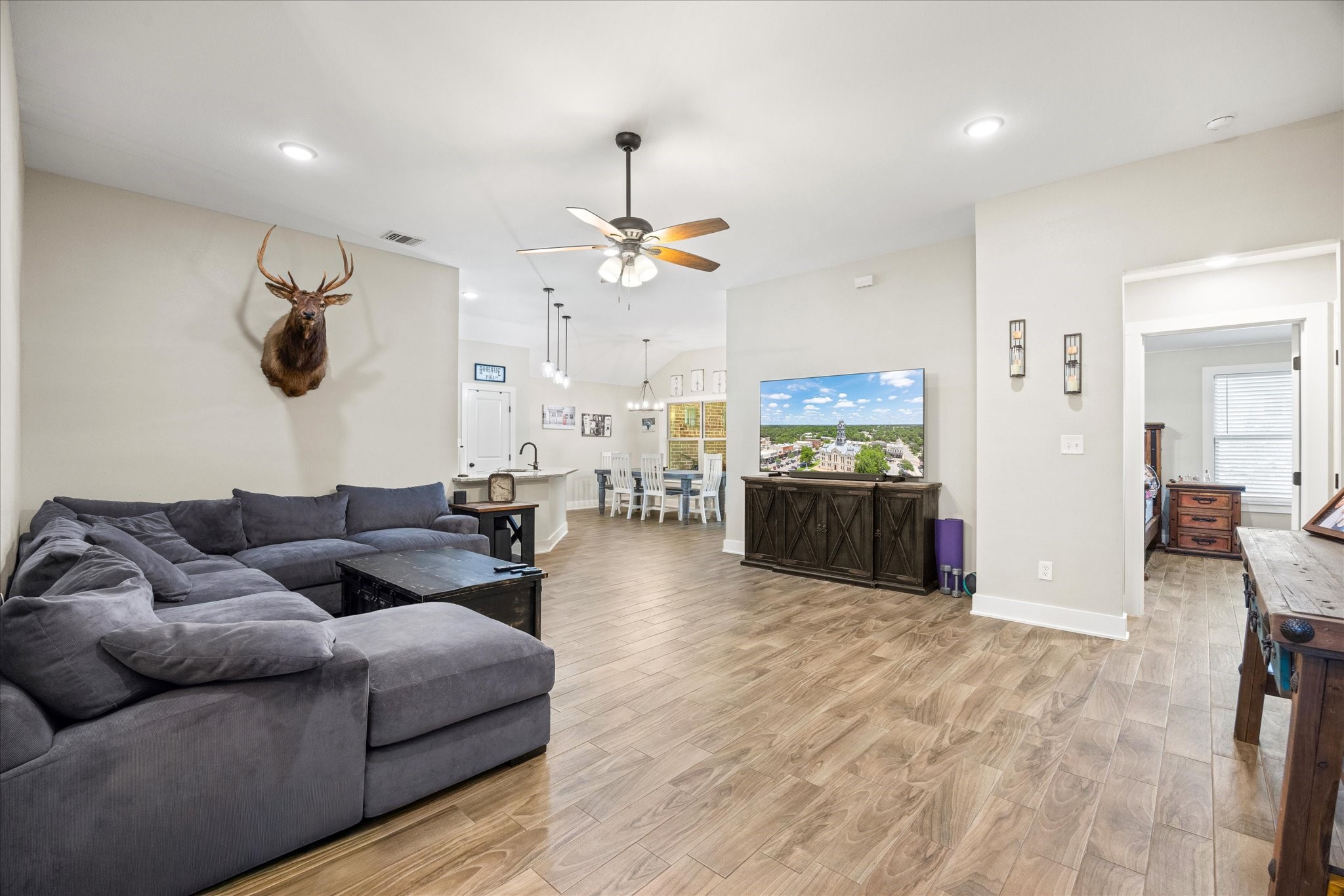 2507 Santiago Drive Granbury TX 76048