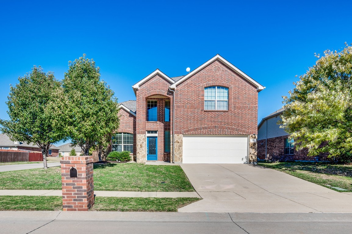 212 Thoroughbred Street Waxahachie TX 75165