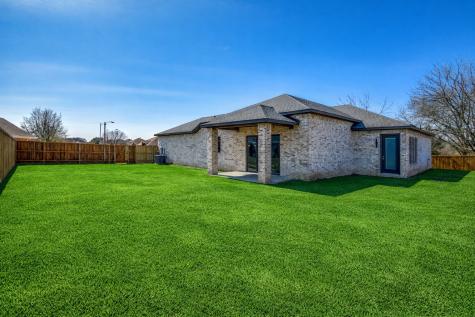 903 Urban Drive Desoto TX 75115