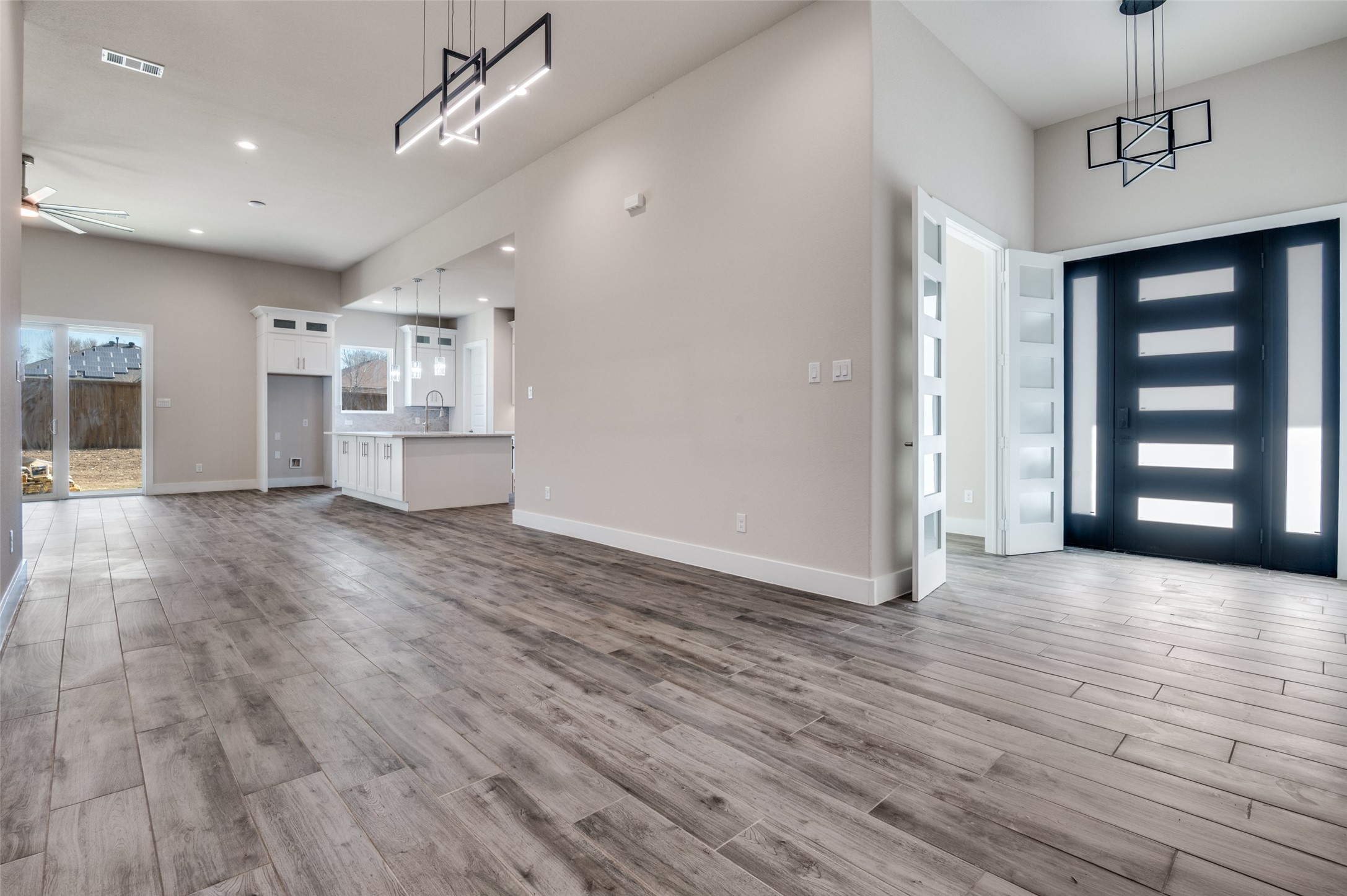 903 Urban Drive Desoto TX 75115