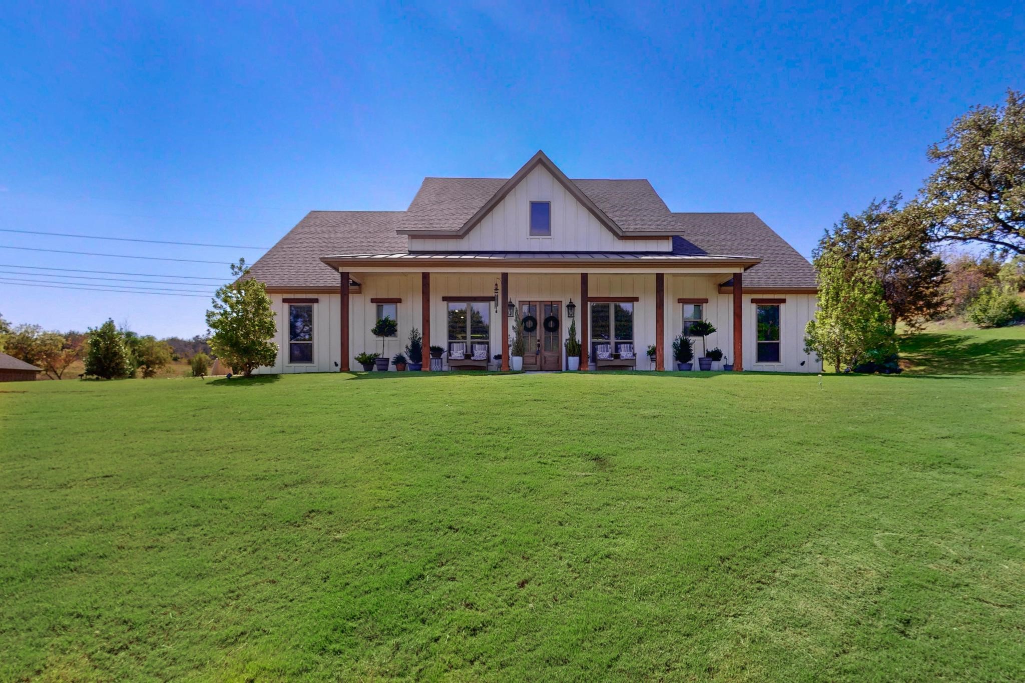 547 Echo Glade Court Azle TX 76020
