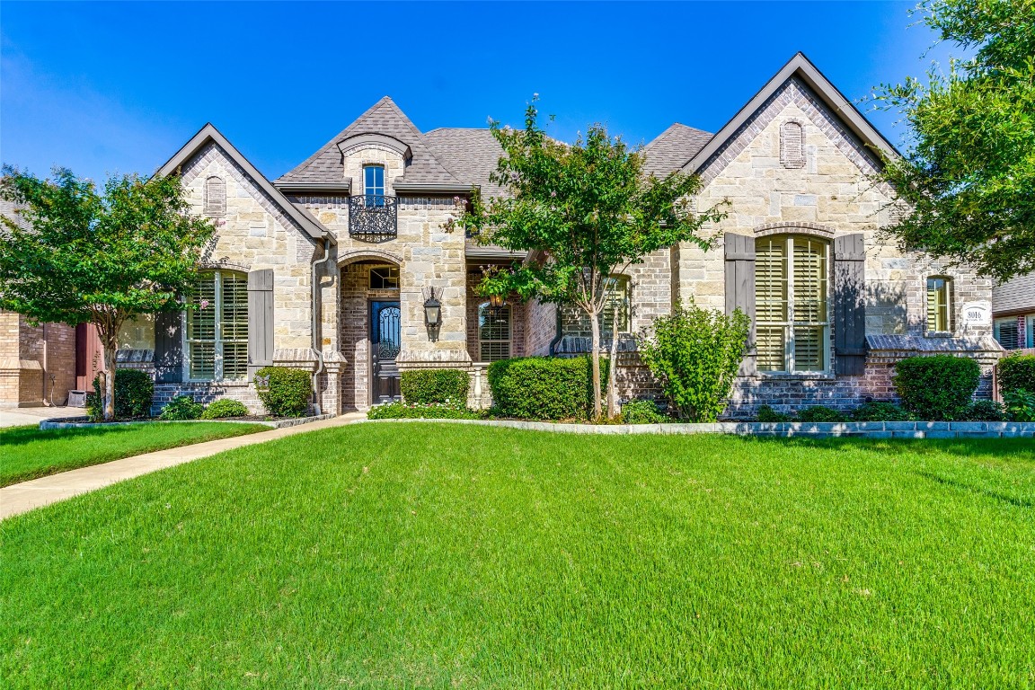 8016 Hallmark Drive North Richland Hills TX 76182