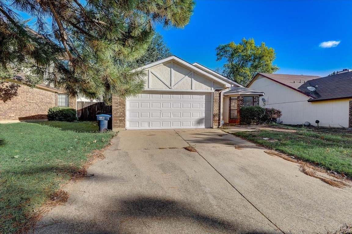 7513 Little Rock Lane Fort Worth TX 76120