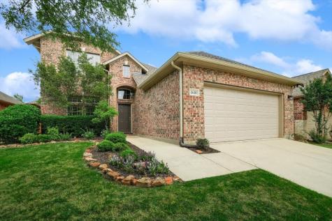 1610 Meadows Avenue Lantana TX 76226