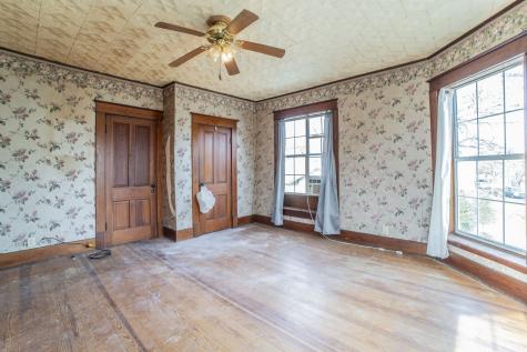 540 12th Street SE Paris TX 75460