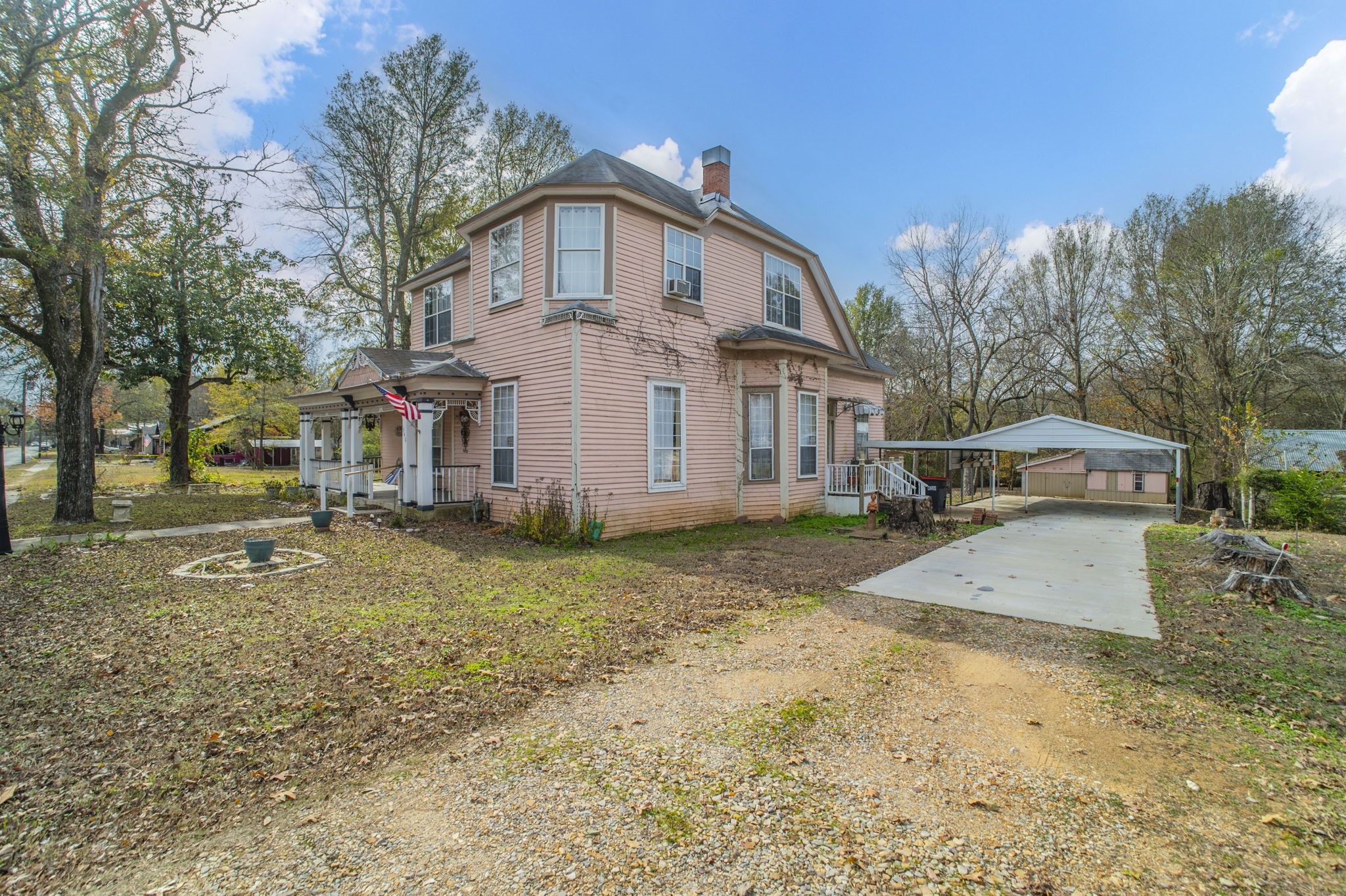 540 12th Street SE Paris TX 75460