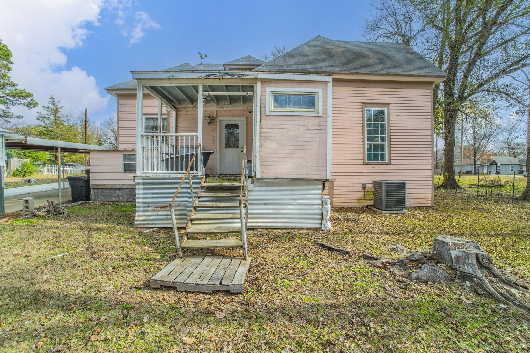 540 12th Street SE Paris TX 75460