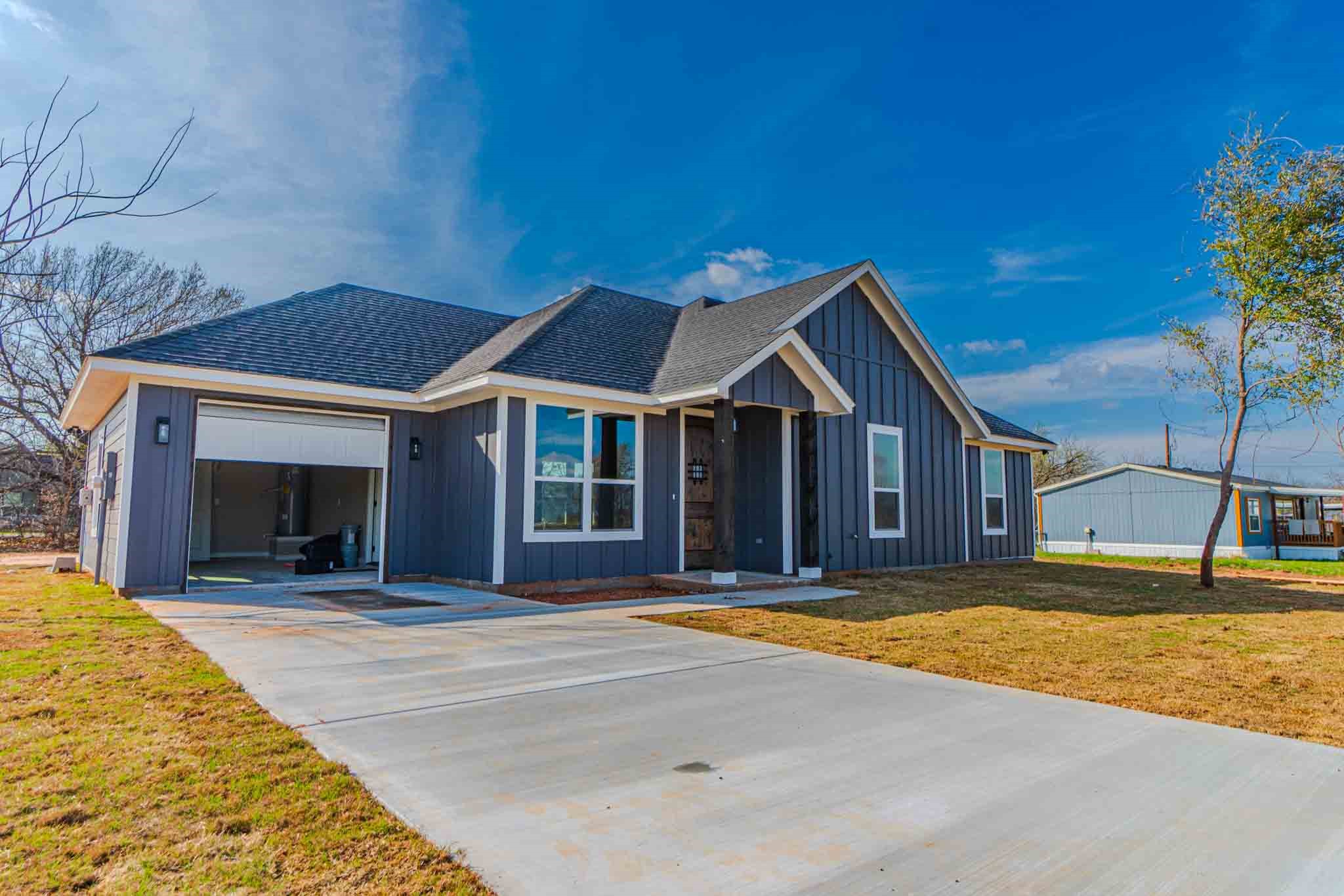 3308 Power Plant Court Granbury TX 76048