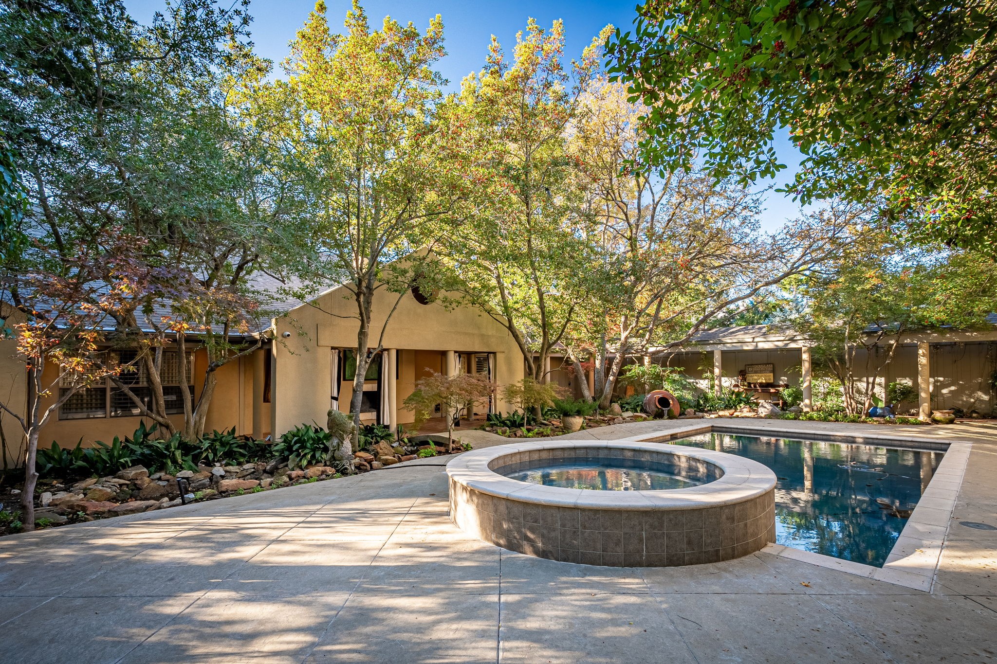 4410 Walnut Hill Lane Dallas TX 75229